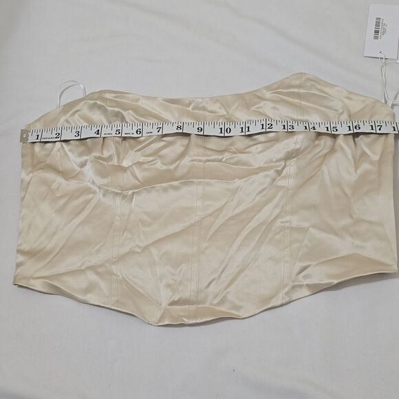 - Reformation Maha Silk Top $148 Color: Ivory. Size - Picture 8 of 10